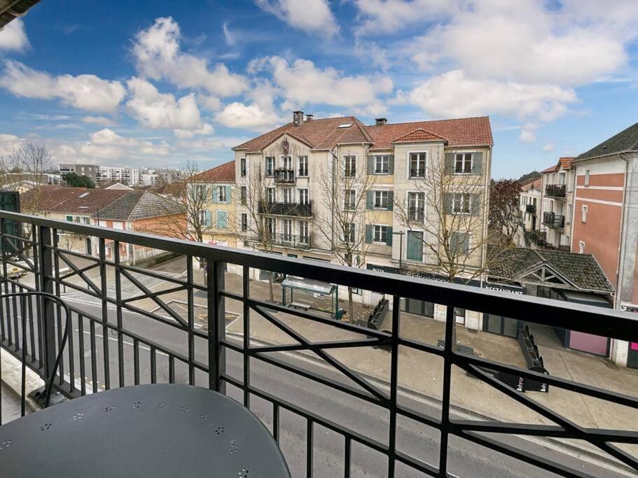 Le Delta Bailly - Appartement Pour 4 Personnes Disneyland Paris Exteriör bild